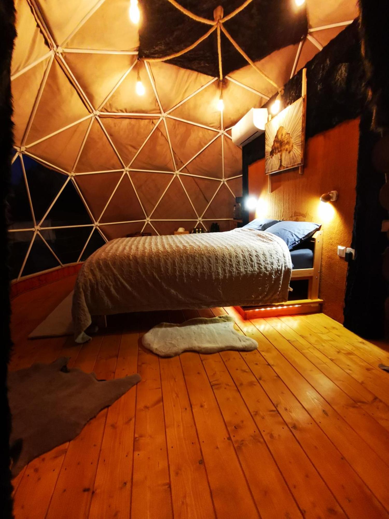 Glamping Zazen Hotel Drumu Carului Værelse billede